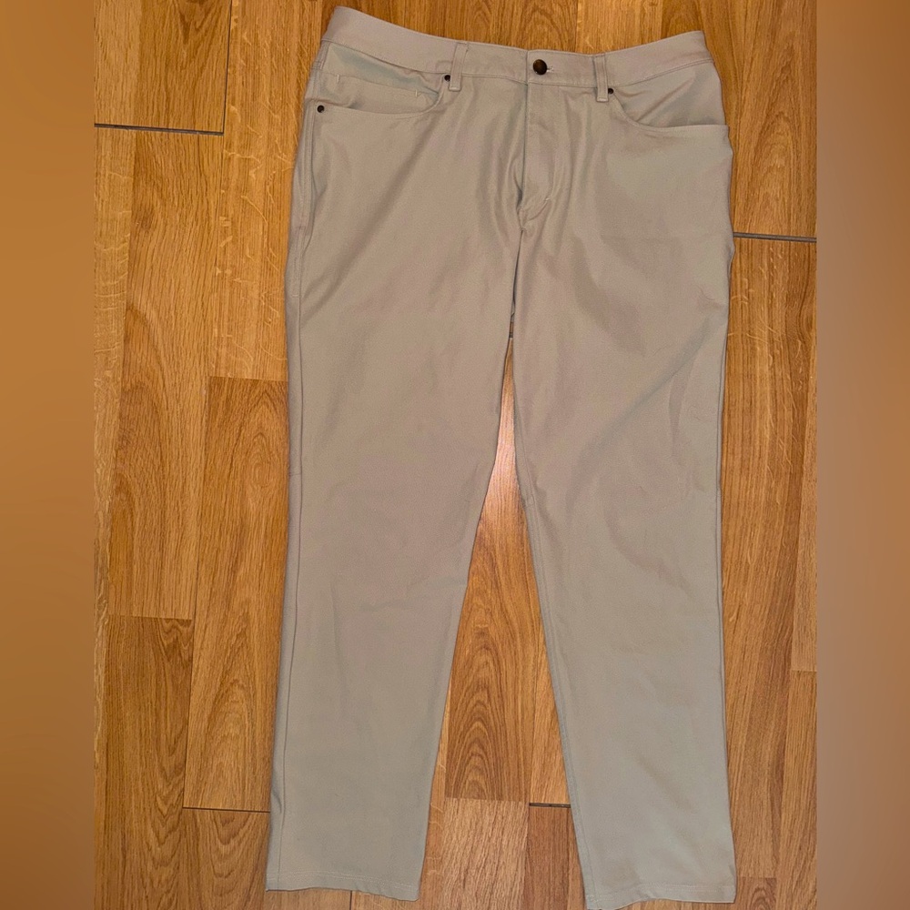 Lululemon Men’s ABC Pants